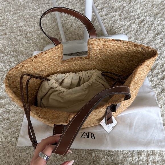 Zara Woven Shopper Bag - Picture 2 of 5